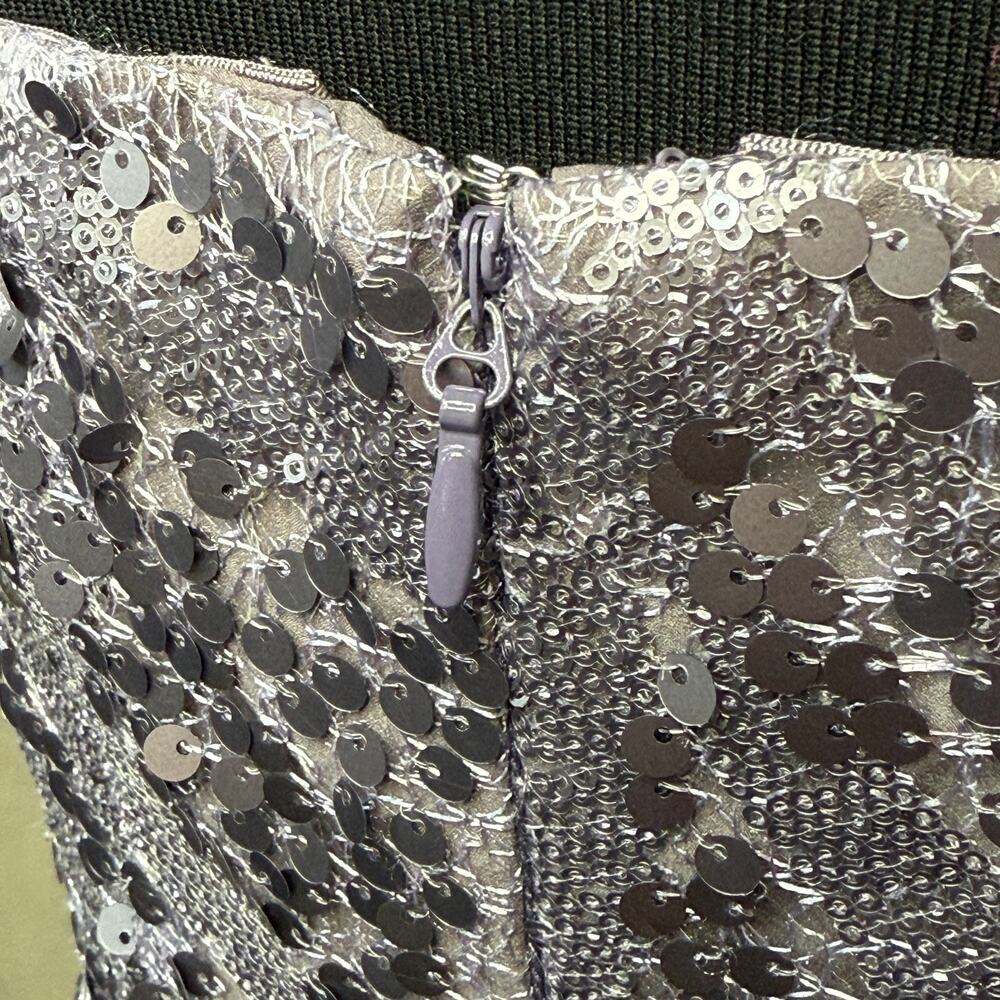 Poshmark Title: NWT BCBGMaxAzria Carole Sequin Strapless Dress 4 Lilac - Picture 5 of 8